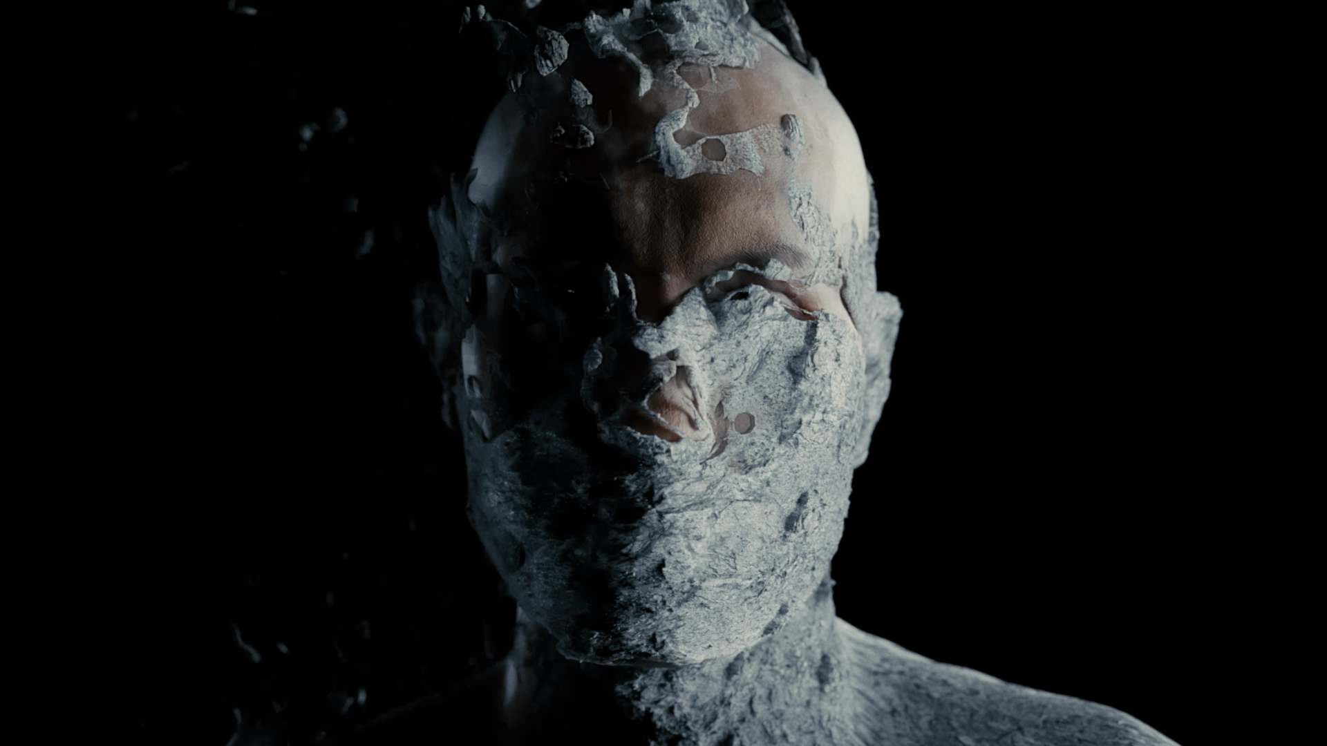 yellow dead or alive — Fragmented sculptural portrait against black